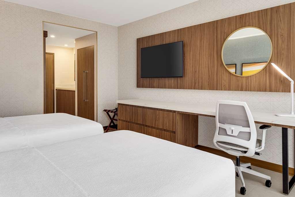 Hilton Garden Inn San Jose Airport City Mall Alajuela Room photo