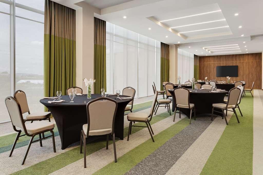 Hilton Garden Inn San Jose Airport City Mall Alajuela Facilities photo